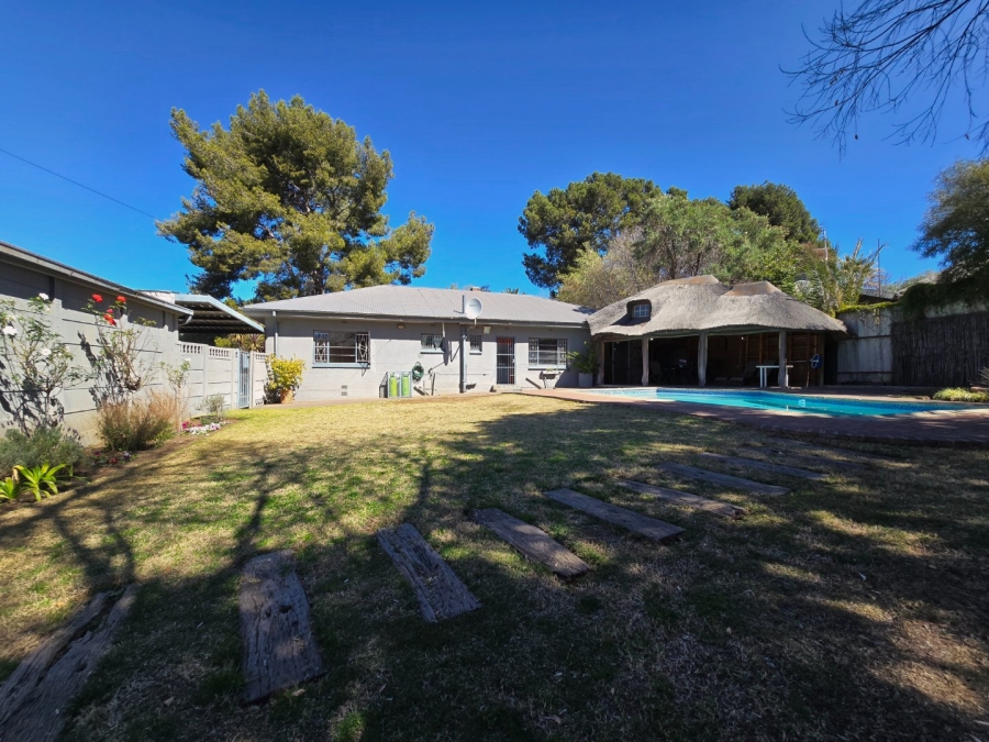 4 Bedroom Property for Sale in Dan Pienaar Free State